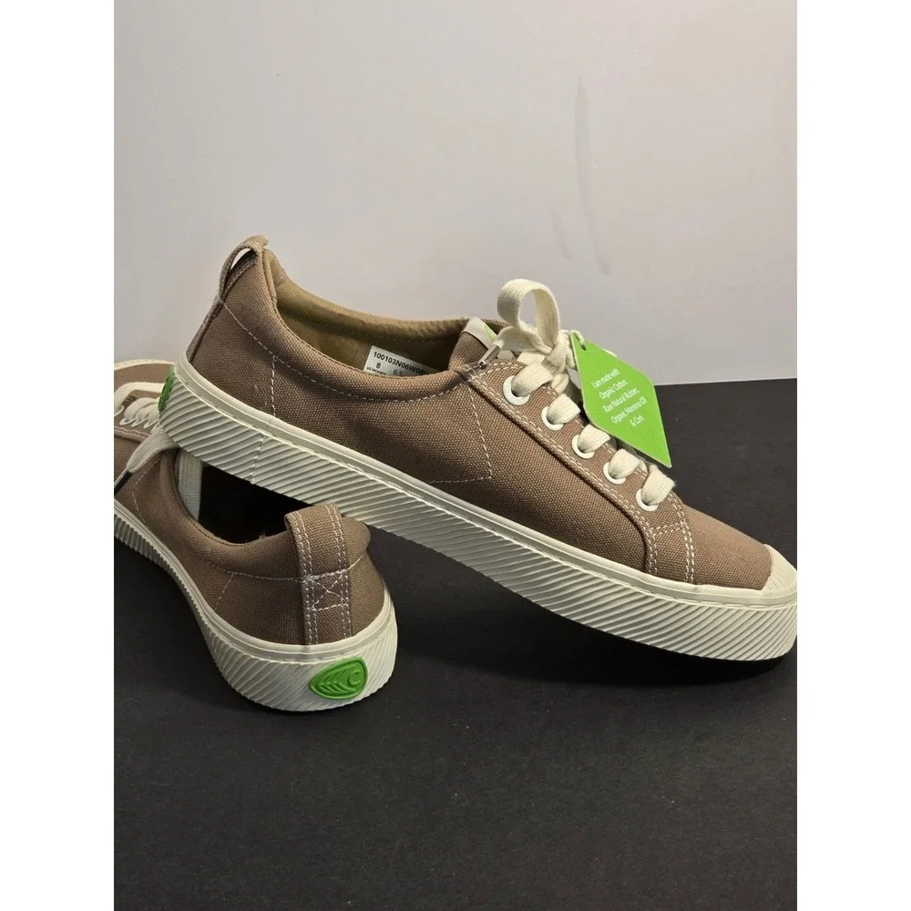 Cariuma OCA Low Sneaker Mens 6.5 Womens 8 Sustainable Eco Friendly Shoes NEW Tan